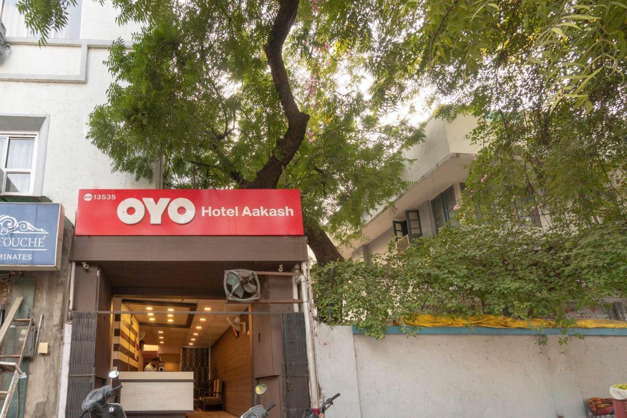 Oyo 13535 Aakash Hotel Ahmedabad Buitenkant foto